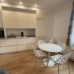 Aurelie - Charming 1br Trottel - By Tgb Daire *