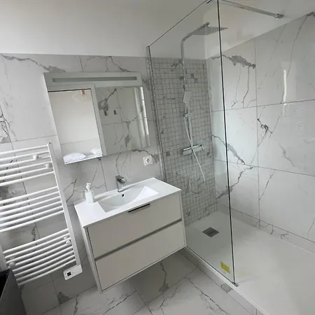 Aurelie - Charming 1br Trottel - By Tgb *