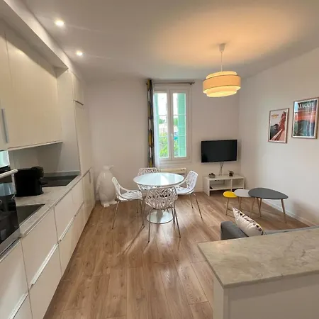 Aurelie - Charming 1br Trottel - By Tgb *