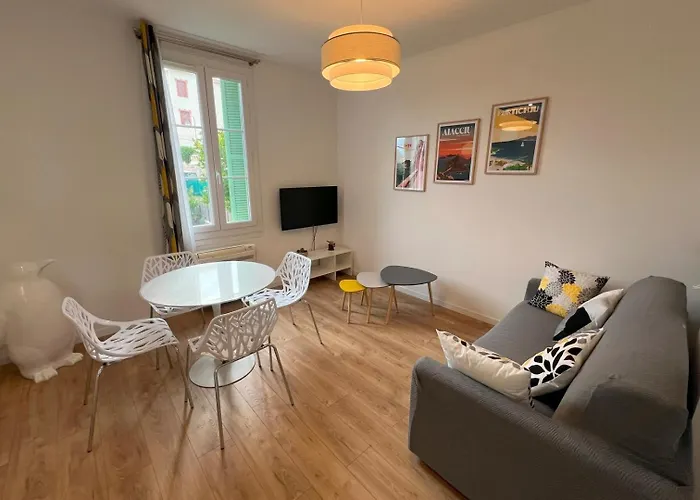 Aurelie - Charming 1br Trottel - By Tgb *